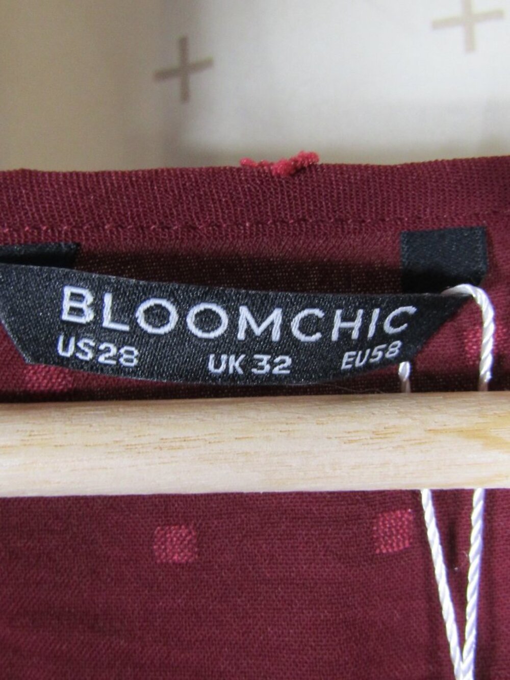Bloomchic Burgundy Ruffle Sleeve Top Women's Plus Size 28 - Picture 7 of 7
